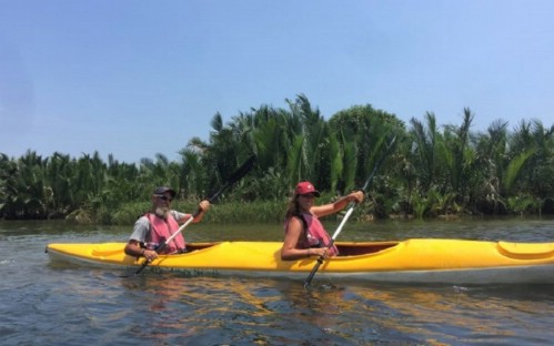 Easy Paddle In Mangrove Forest Hoi AN