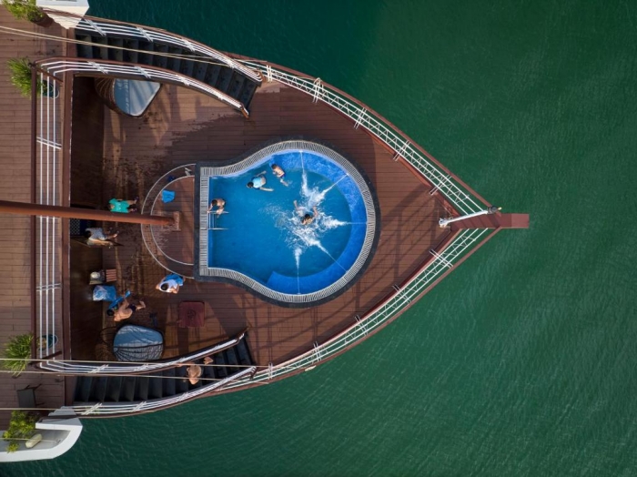 Ha Long - Lan Ha bay with  Lejouney Elegence Cruise 5 Star